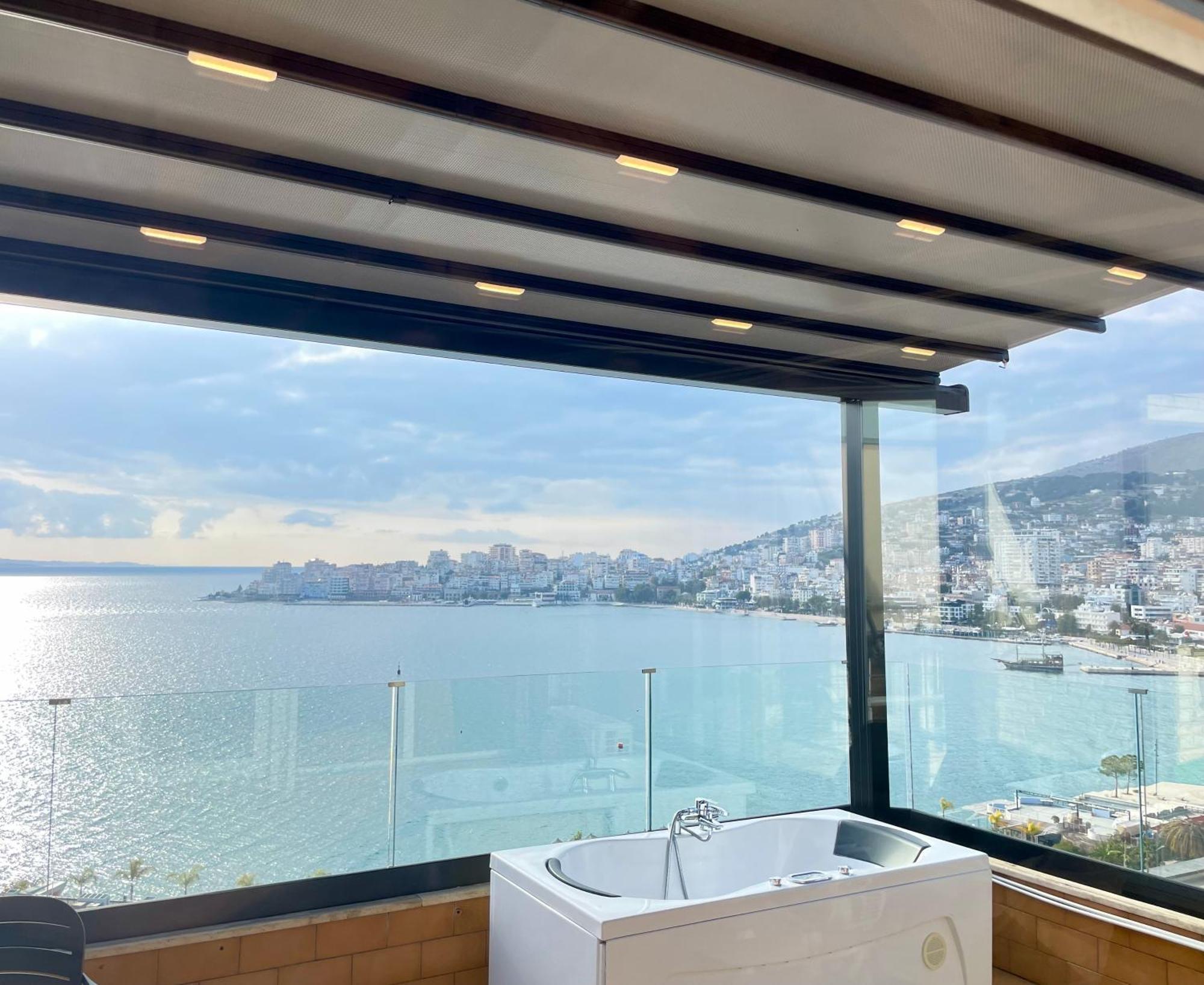 Seaview Golden Penthouse Lejlighed Sarandë Eksteriør billede